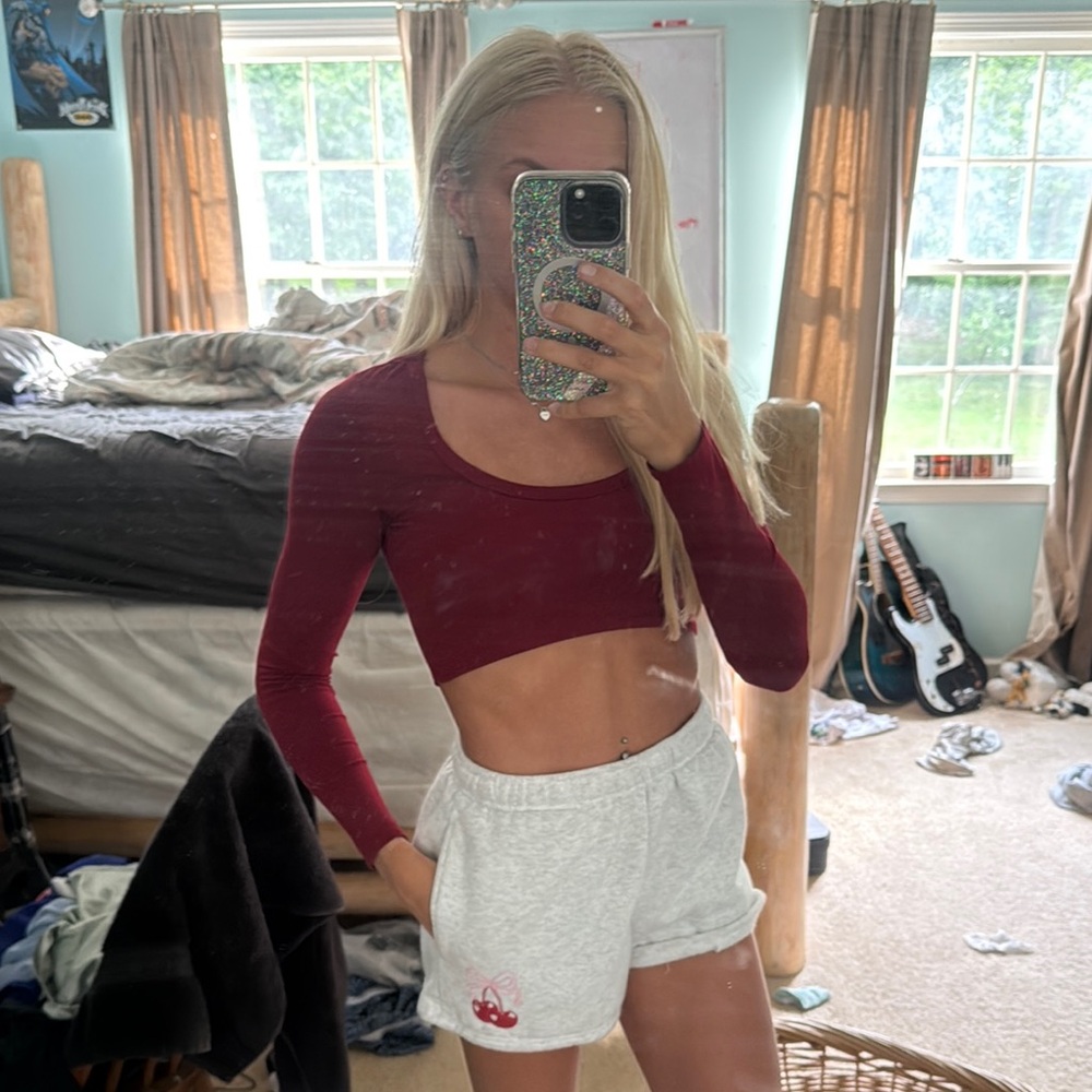Women's Red Long Sleeve Crop Top - Picture 4 of 4